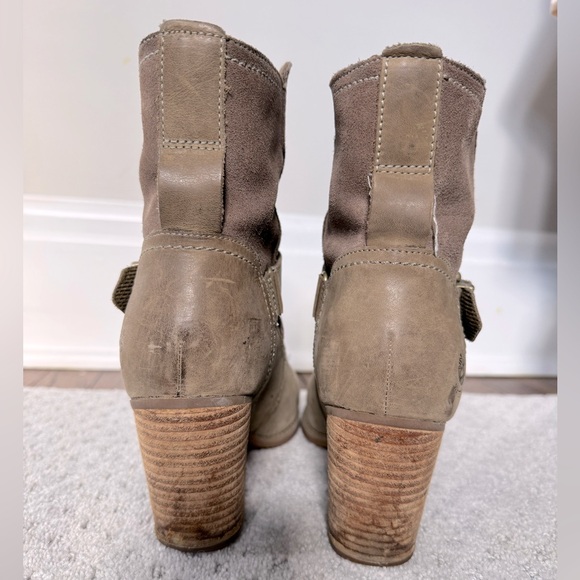 Timberland ankle booties / waterproof / leather / size 8.5 - Picture 2 of 6